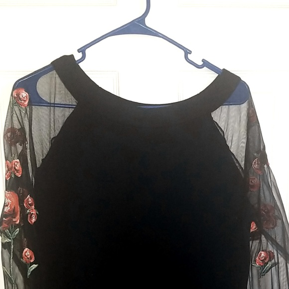 Dress - Picture 5 of 6